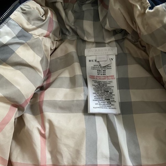 Infant Burberry coat - Picture 3 of 4